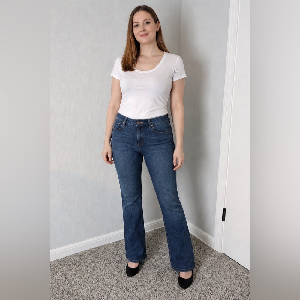 Ann Taylor Loft 10P Bootcut Jeans